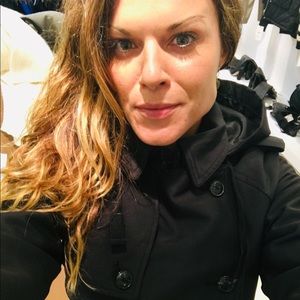 Meet your Posher, Emilie